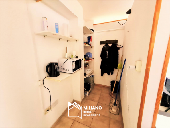 OFICINA COMERCIAL - en pleno Centro de Santa Rosa