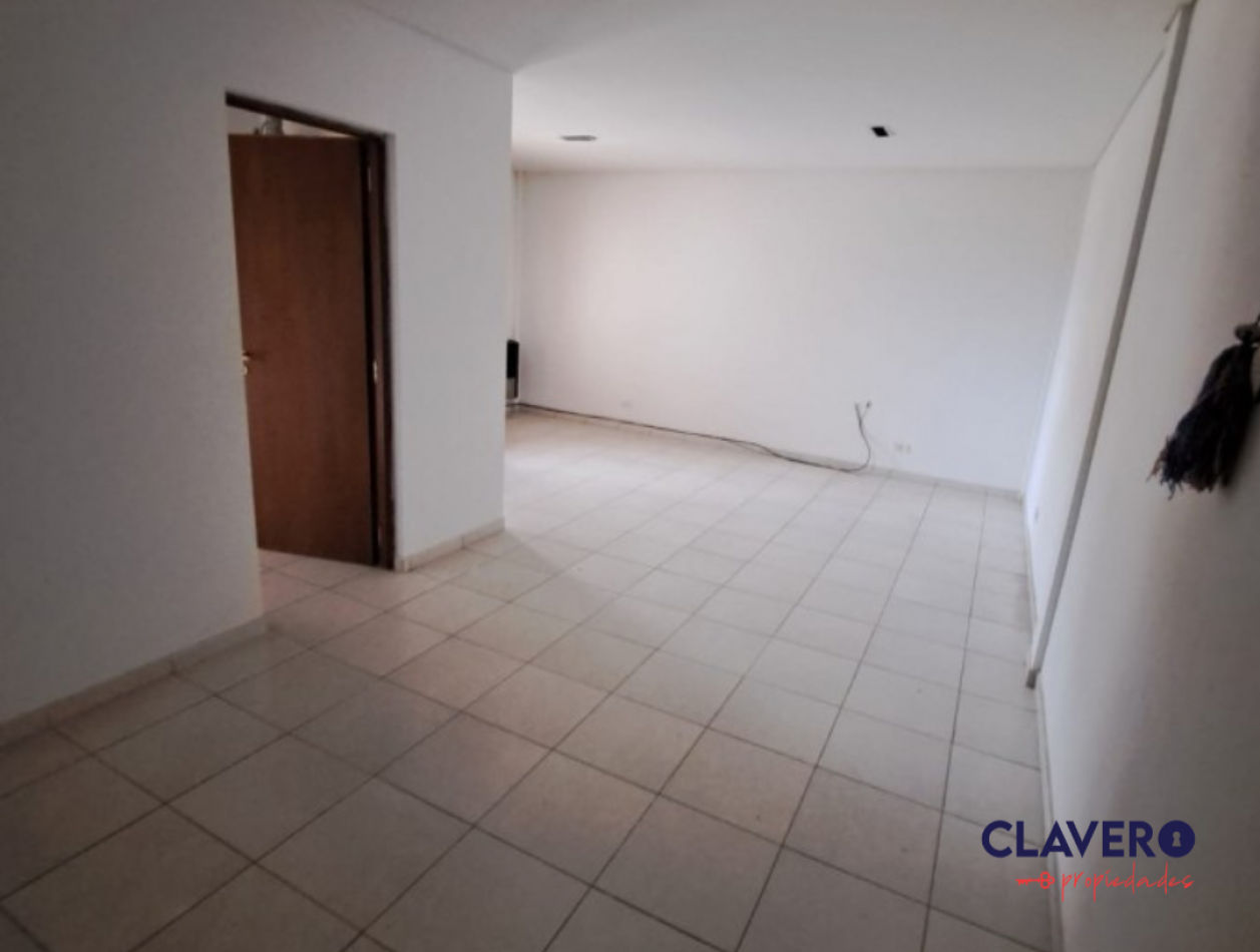 VENTA Dpto. 2 dorm. con cochera - Adjudicado - u$s.65.000.-